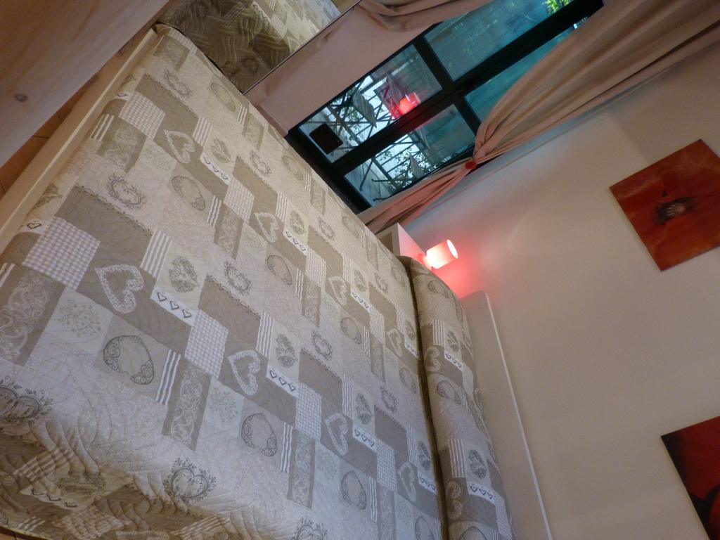 Ferienwohnung Residenza Piazza San Francesco Bologna Zimmer foto