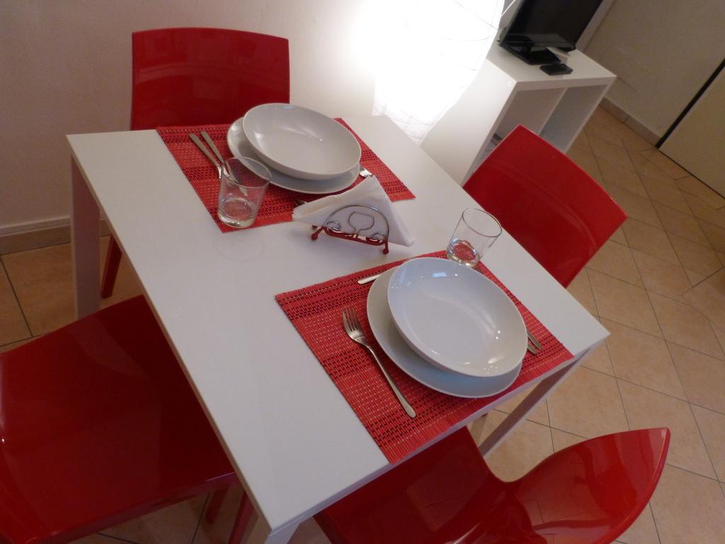 Ferienwohnung Residenza Piazza San Francesco Bologna Zimmer foto