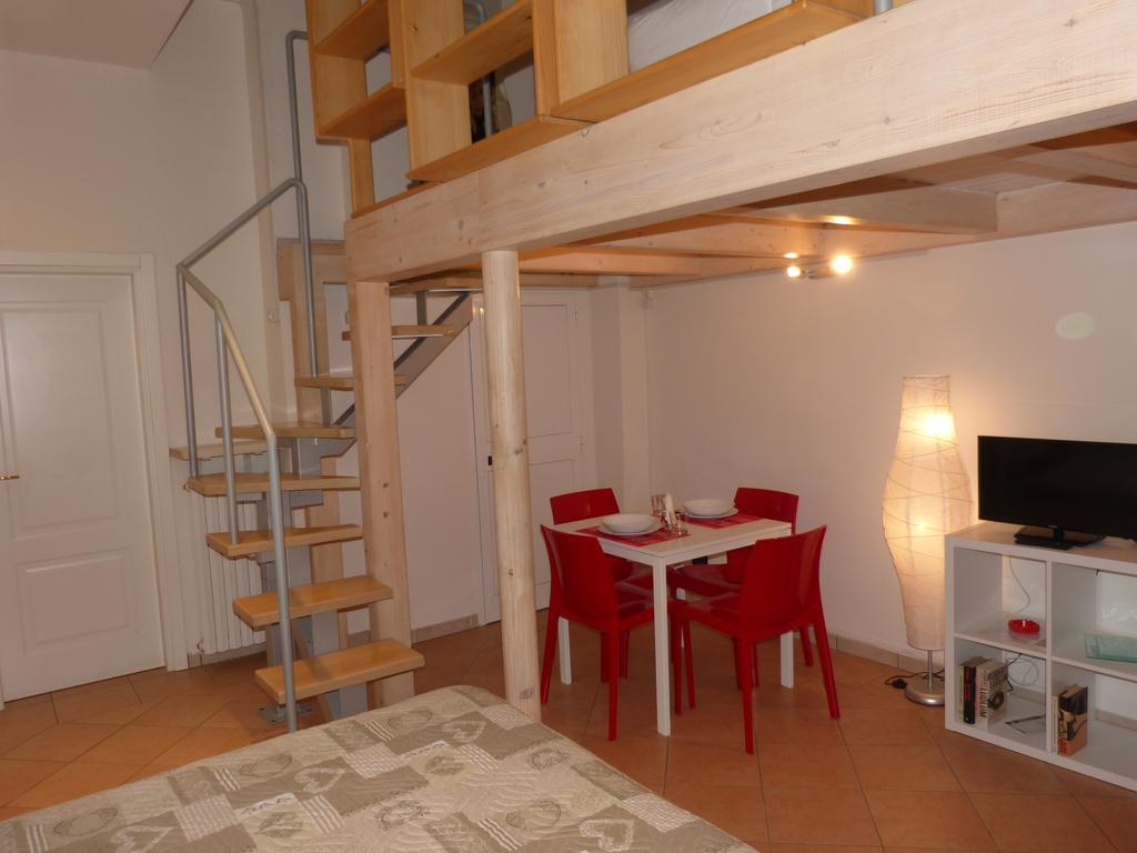 Ferienwohnung Residenza Piazza San Francesco Bologna Zimmer foto