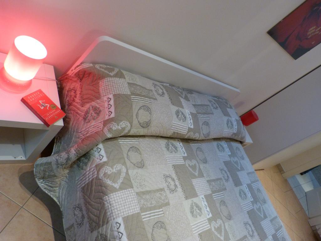 Ferienwohnung Residenza Piazza San Francesco Bologna Zimmer foto